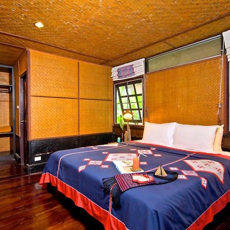Hmong Hilltribe Lodge Mae Rim Zewnętrze zdjęcie