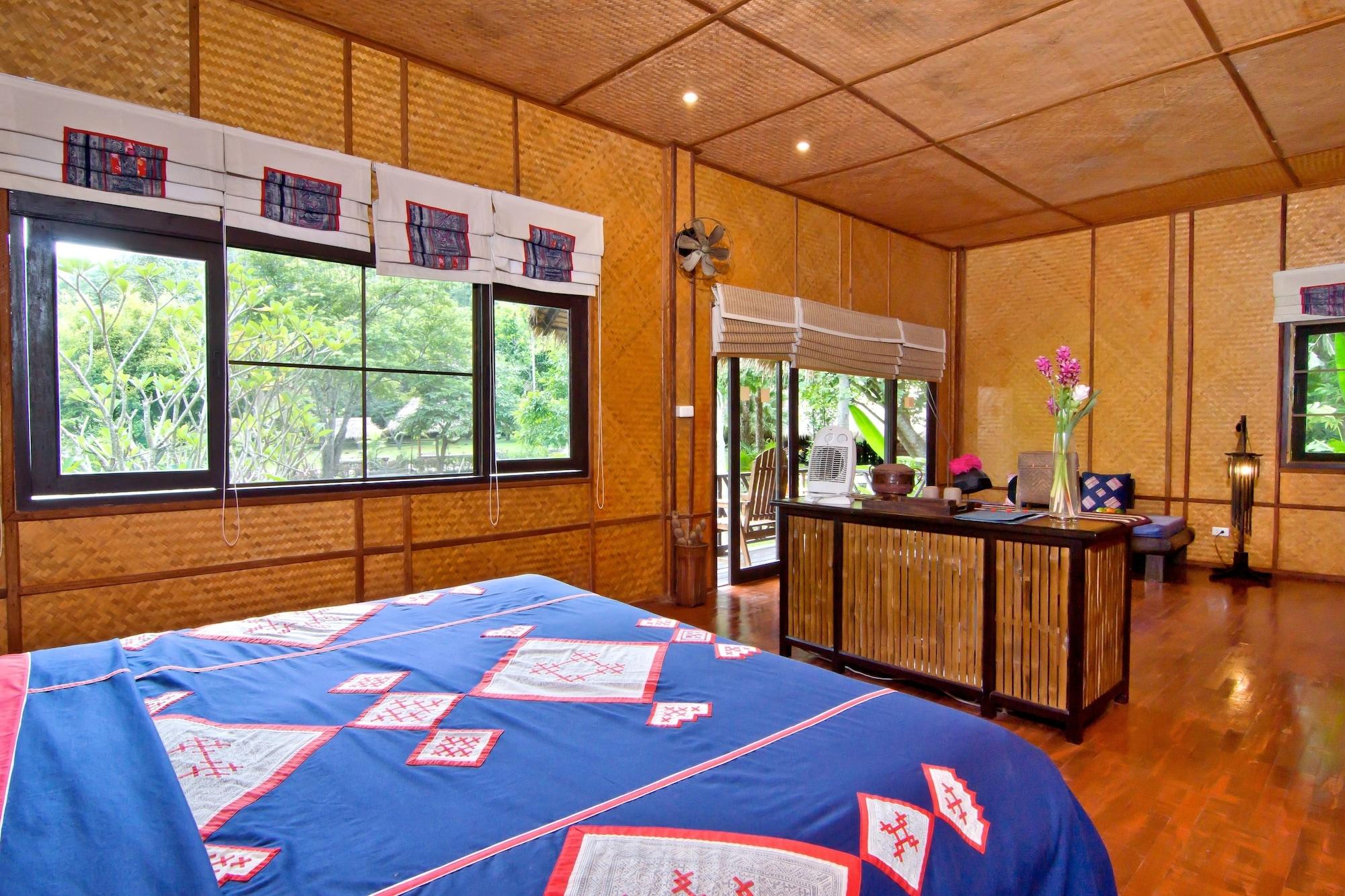 Hmong Hilltribe Lodge Mae Rim Zewnętrze zdjęcie