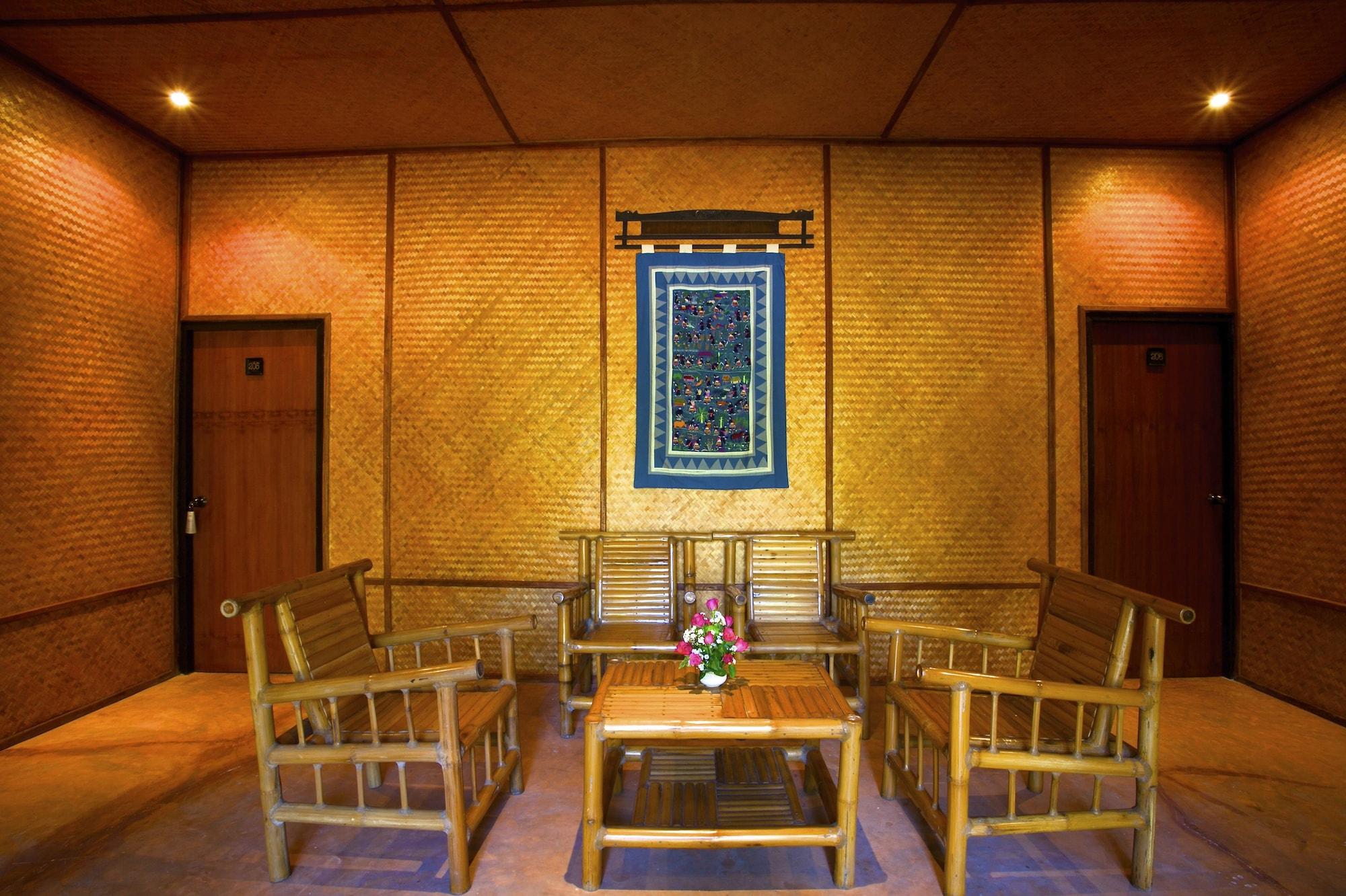 Hmong Hilltribe Lodge Mae Rim Zewnętrze zdjęcie