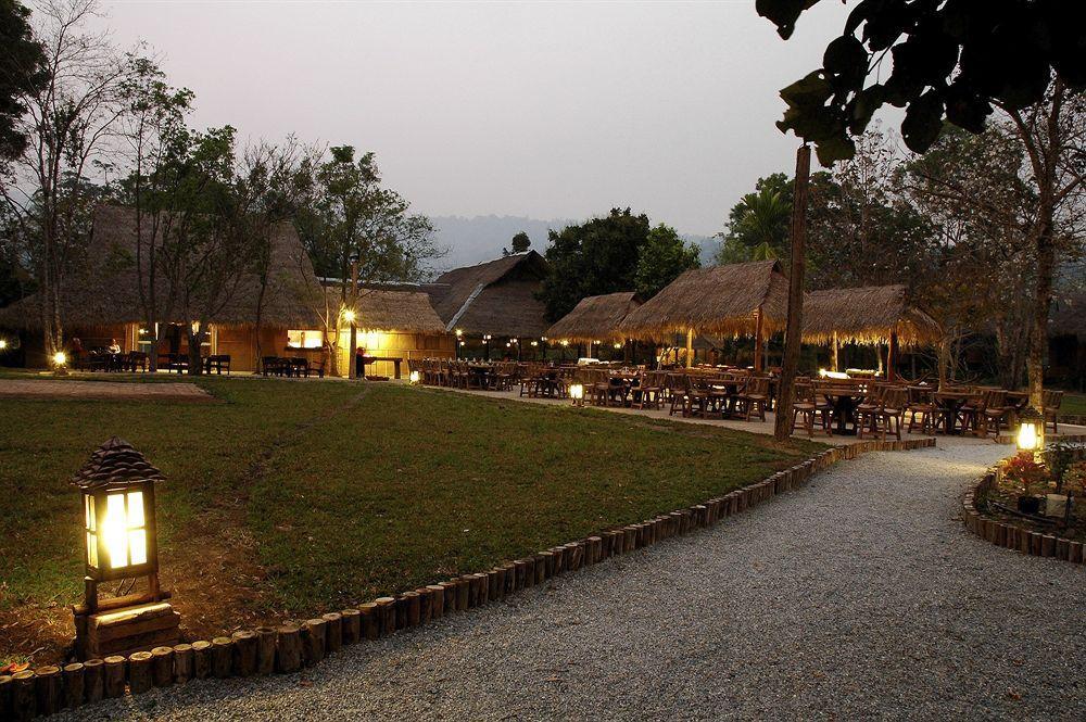 Hmong Hilltribe Lodge Mae Rim Zewnętrze zdjęcie