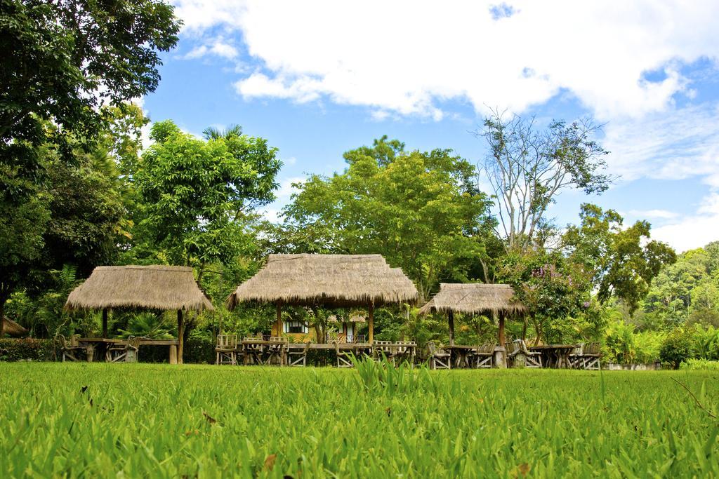 Hmong Hilltribe Lodge Mae Rim Zewnętrze zdjęcie